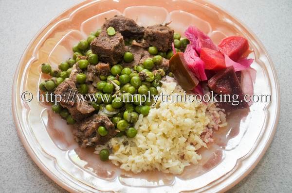 cauliflower rice with beef and fermented vegetables