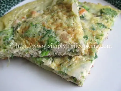 Herbed Rotisserie Chicken Omelet