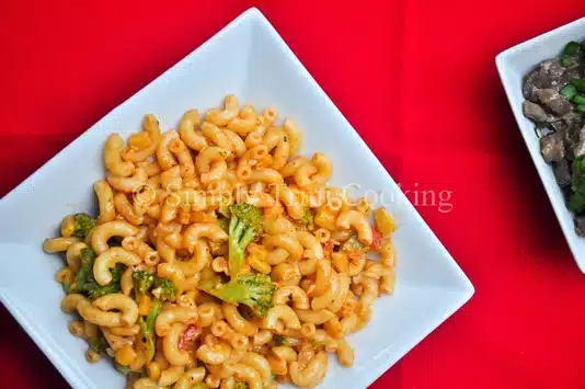 broccoli and pasta salad